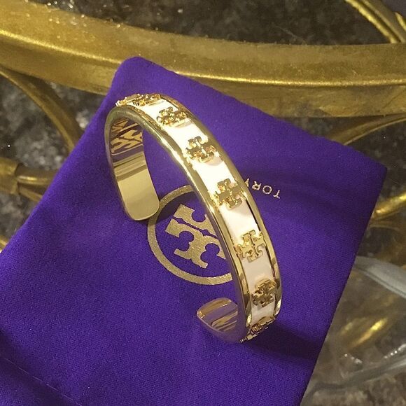 TORY BURCH LACQUERED RAISED KIRA LOGO STUDDED BRACELET - Picture 5 of 7